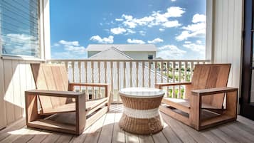 Family Villa, 4 Bedrooms | View from room