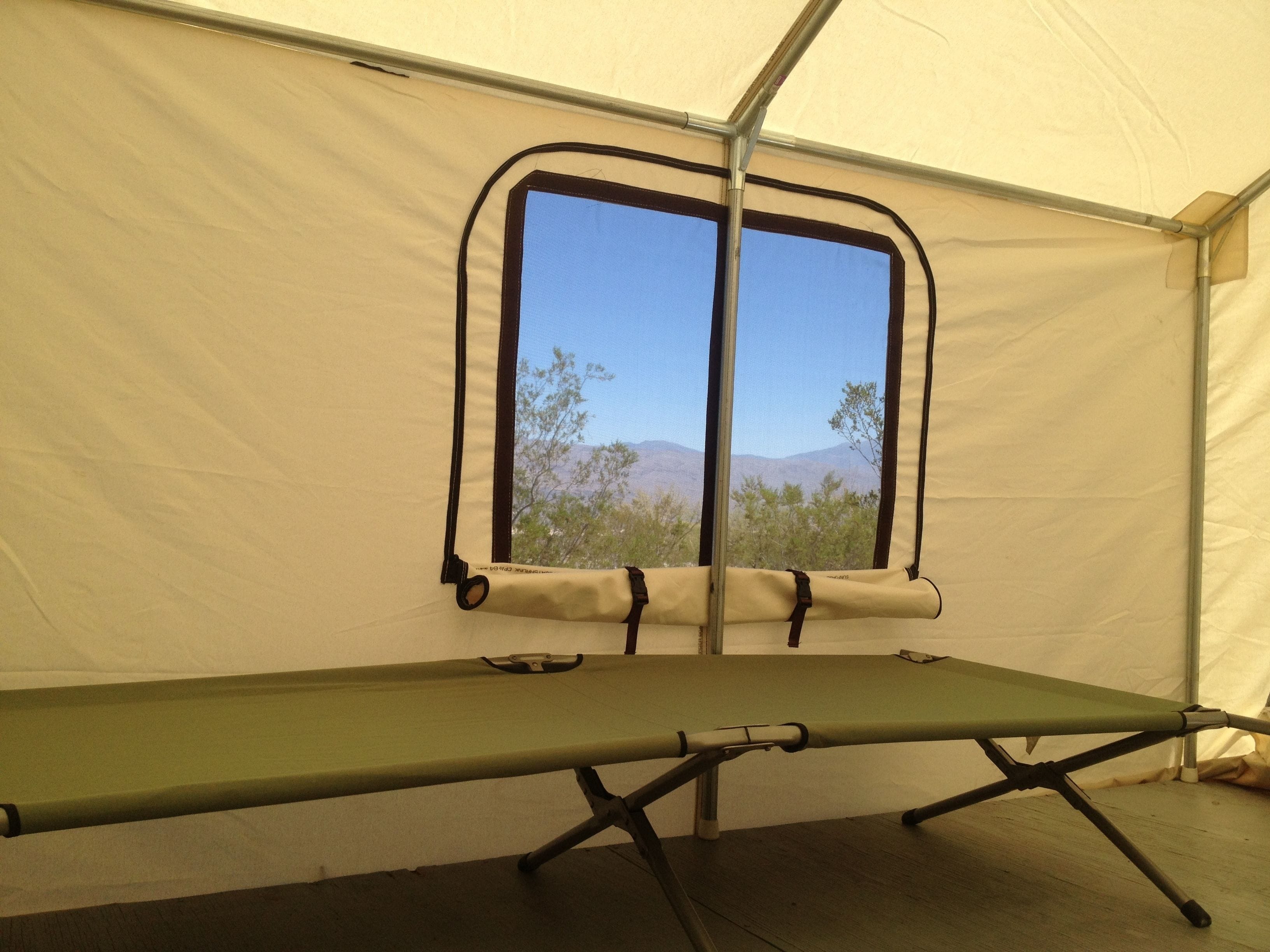 ベーシック テント ベッド (複数台) | 部屋からの景観