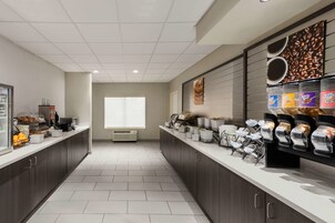 Desayuno completo incluido todos los días 