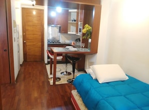 Apartamento estándar, 2 habitaciones | Tabla de planchar con plancha, camas supletorias, wifi gratis