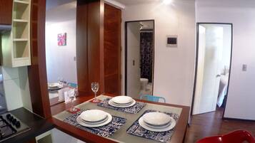 Standard Apartment, 2 Bedrooms | In-room dining