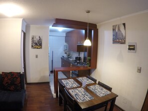 Appartement Standard, 2 chambres | Coin cuisine privé | Réfrigérateur, micro-ondes, plaque de cuisson