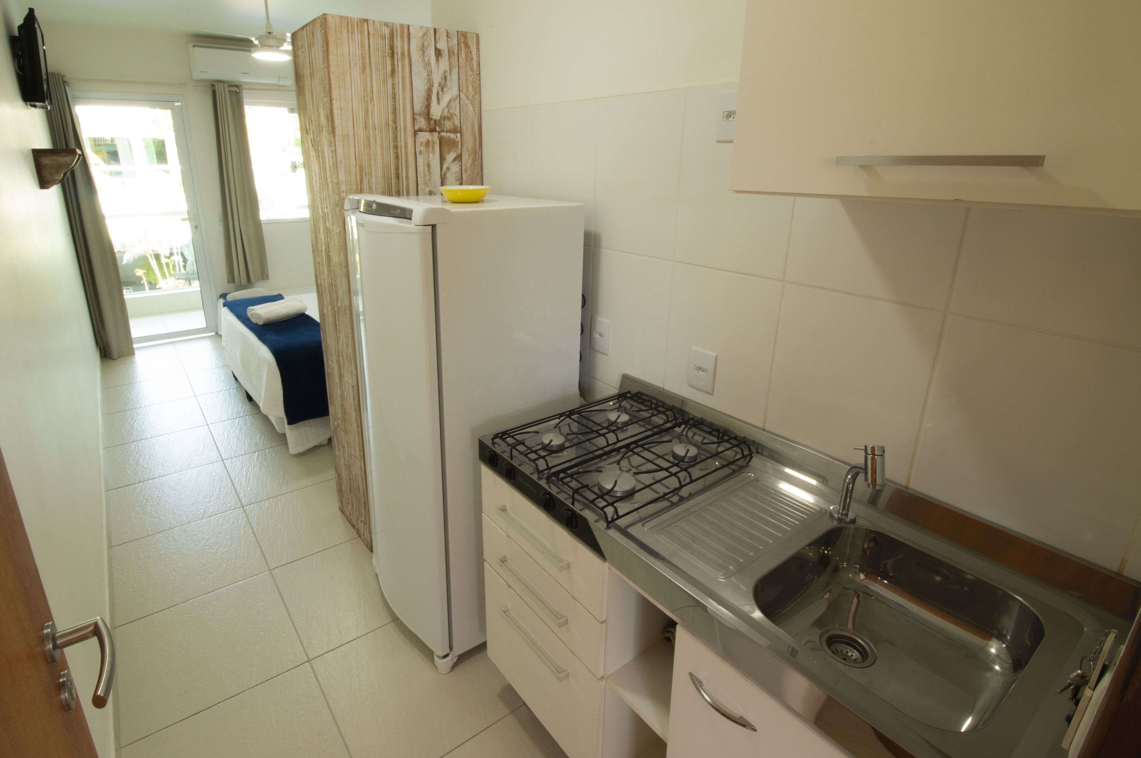 economy apartment | private kitchen | fridge, cookware/dishes/utensils