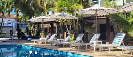 Outdoor pool, sun loungers