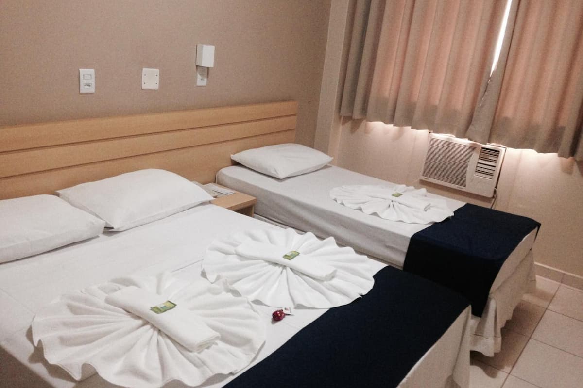 premium bedding, minibar, free wifi, bed sheets