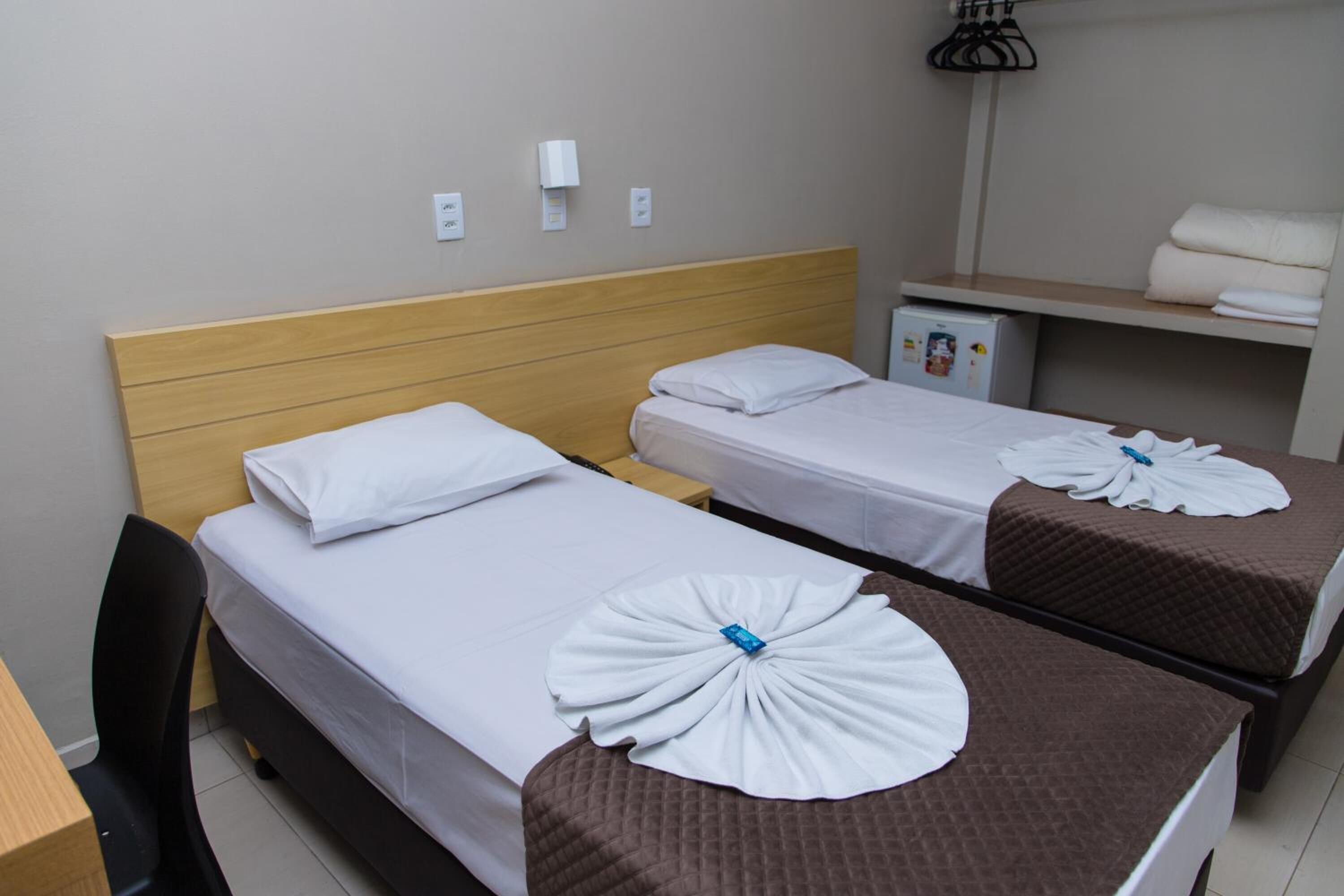 premium bedding, minibar, free wifi, bed sheets