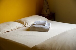 Minibar, bed sheets