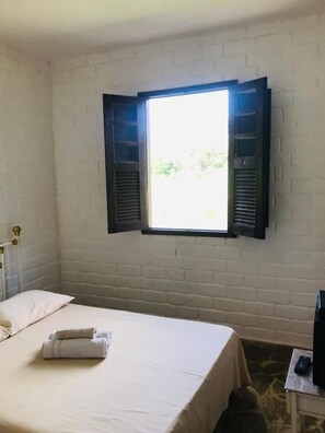 Standard Suite, 1 Bedroom, Lagoon View | Bed sheets - Pousada Fazenda Polyanna (Mariana)