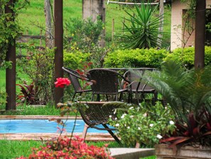 Outdoor pool, free cabanas, pool umbrellas - Pousada Fazenda Polyanna (Mariana)