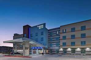 Exterior - Fairfield Inn & Suites by Marriott Austin Buda (Buda)