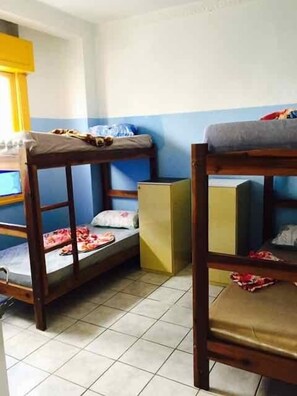 Free WiFi, bed sheets