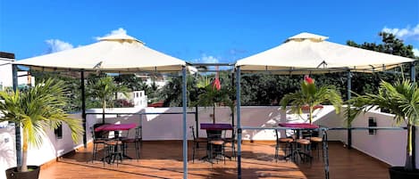 Sundeck