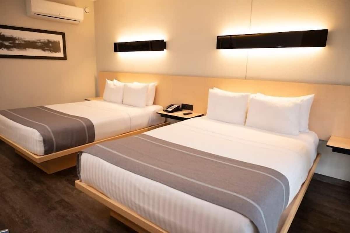 Room, 2 Double Beds | Egyptian cotton sheets, hypo-allergenic bedding available, desk