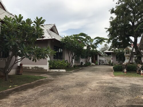 Baan Ruankaew Resort