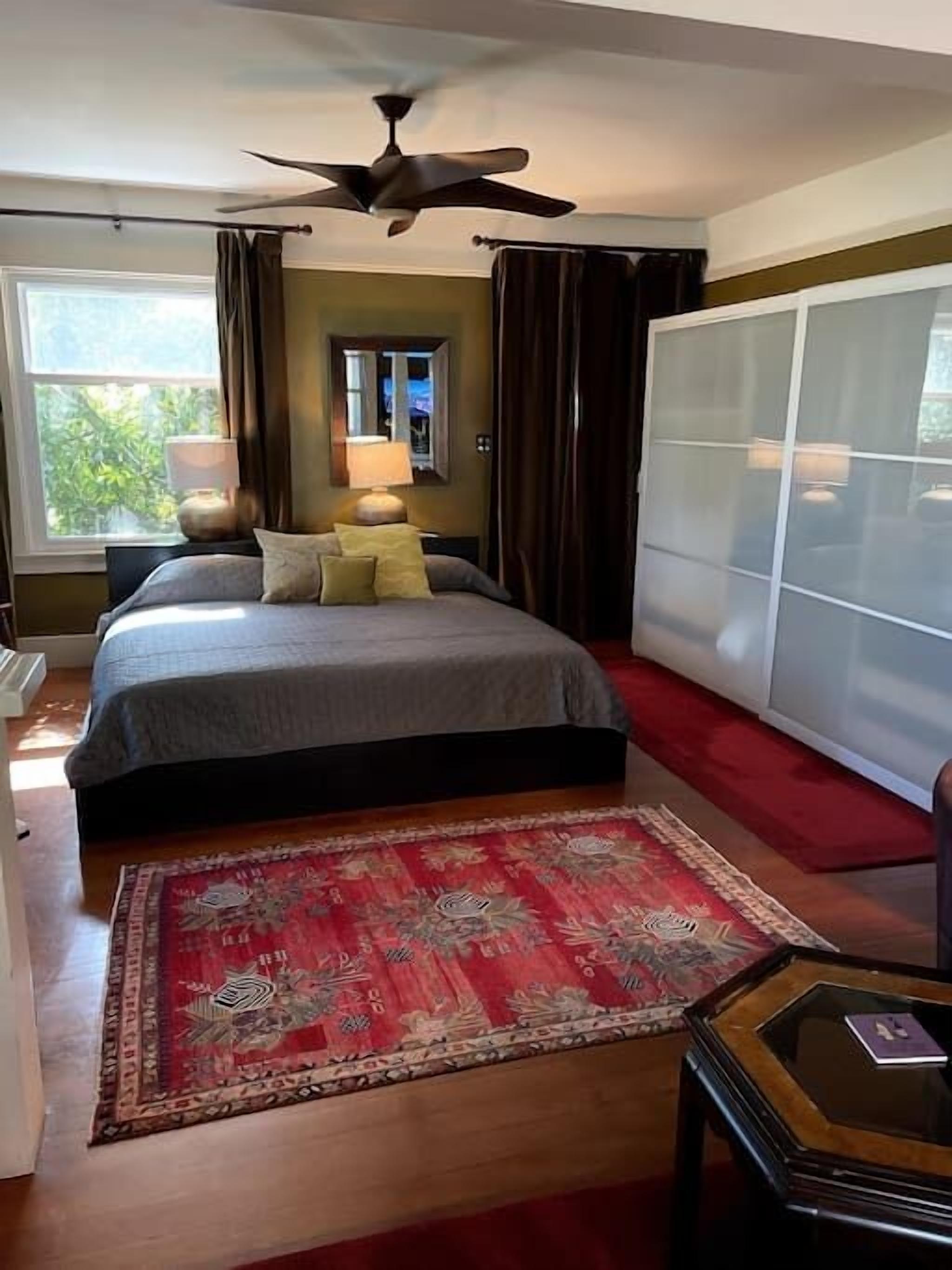 1 bedroom, desk, iron/ironing board, free WiFi