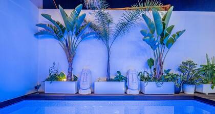 LUXURY VILLA YKSITYISELLEN uima-altaalla ja elokuvahuoneella