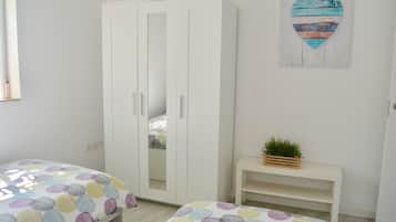 2 chambres, fer et planche Ă  repasser, Wi-Fi, draps fournis