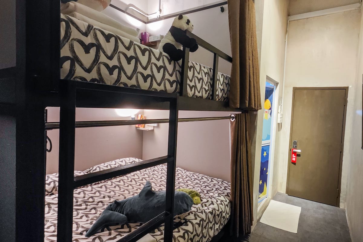 Family Room, Multiple Beds