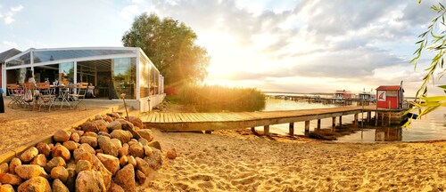 Villa Fleesenstrand am See | with outdoor whirlpool | Sky TV | Fireplace | sauna