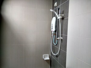 Apartment, 2 Bedrooms, Private Pool, City View | Bathroom | Shower, hair dryer, towels, soap - KB D'Perdana Suites (Kota Bharu)