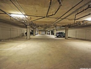 Property grounds - Park City Condo Newly Remodeled With Pool/Hot Tub And Secure Garage Parking (Park City)