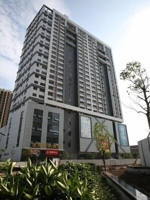 Front of property - Foshan Baolong International Hotel (Foshan)