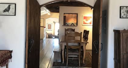 Canyon Road Historic Location for Art & Dining, Walk to Everything!