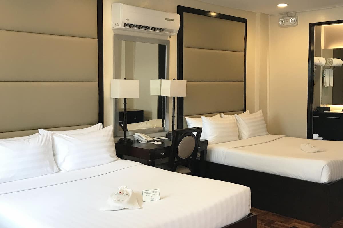 Minibar, in-room safe, desk, soundproofing