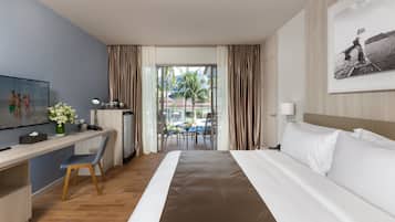 Kamer | Hypoallergeen beddengoed, een kluis op de kamer, een bureau