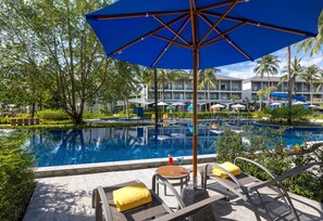 Deluxe Pool Access (Beach Wing) | Balcony