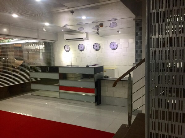 Reception - New Era Mandaue Budget Hotel (Mandaue)