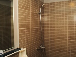 Zimmer (Couples) | Waschbecken im Bad