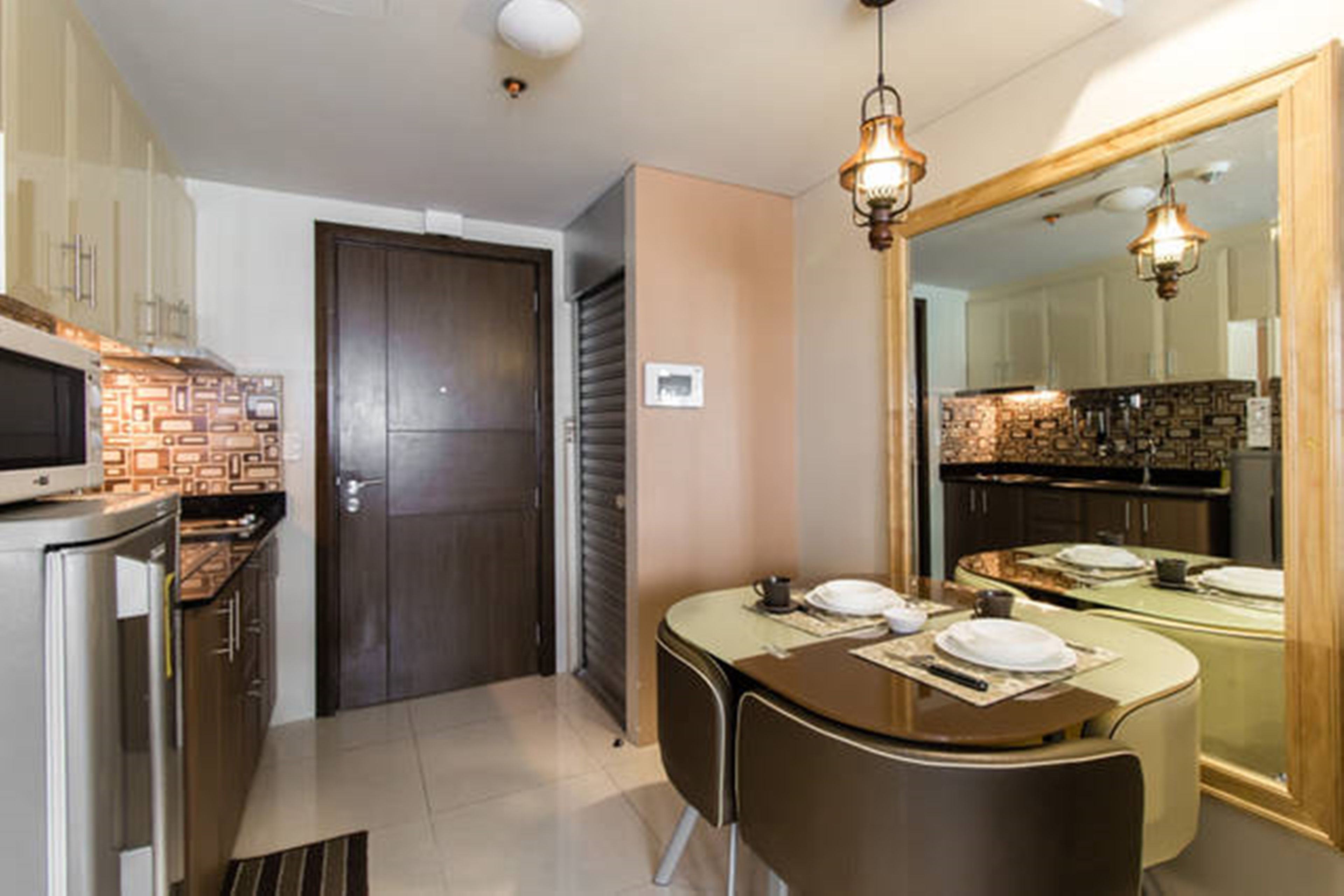 标准开间 | 客房内用餐