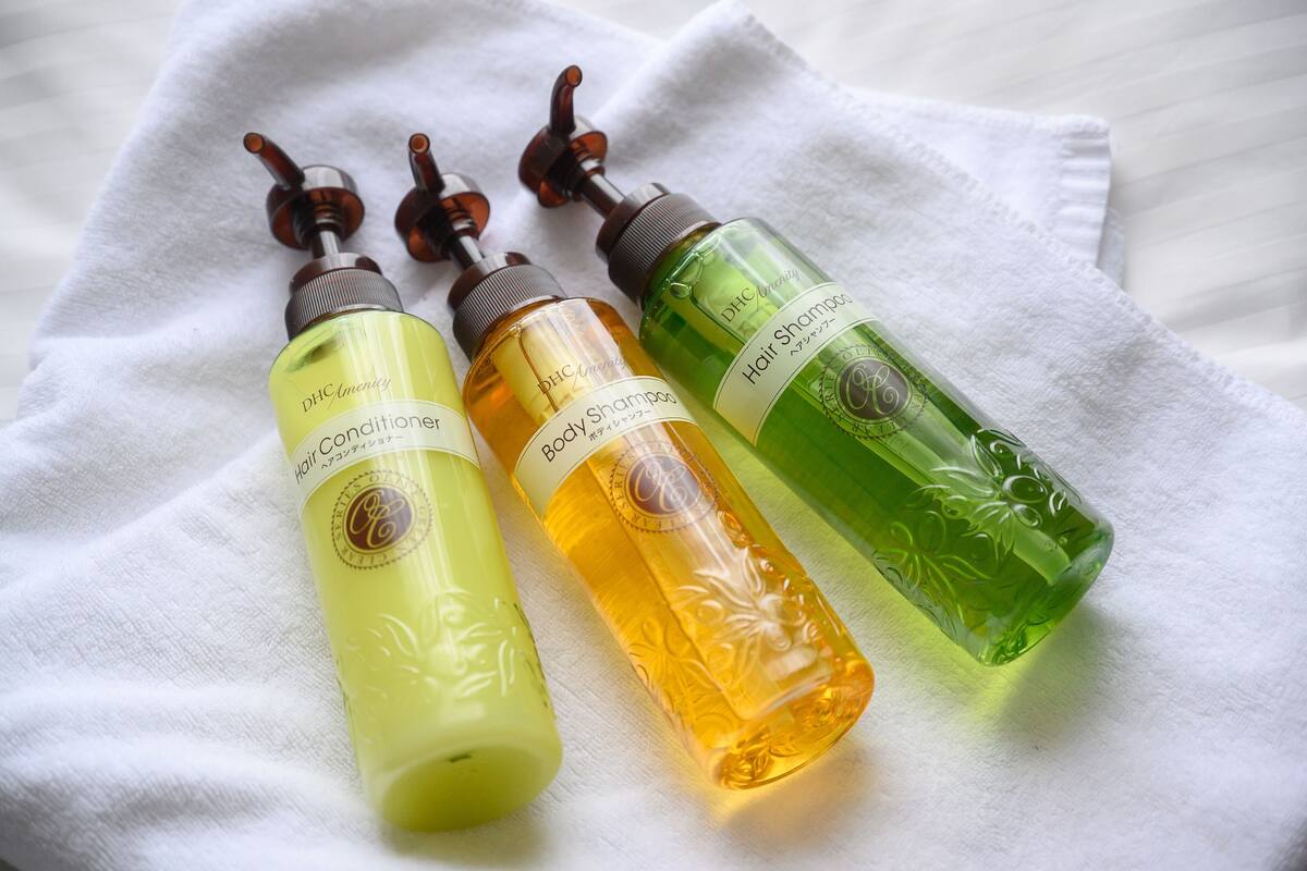 in-room safe, desk, free wifi, bed sheets