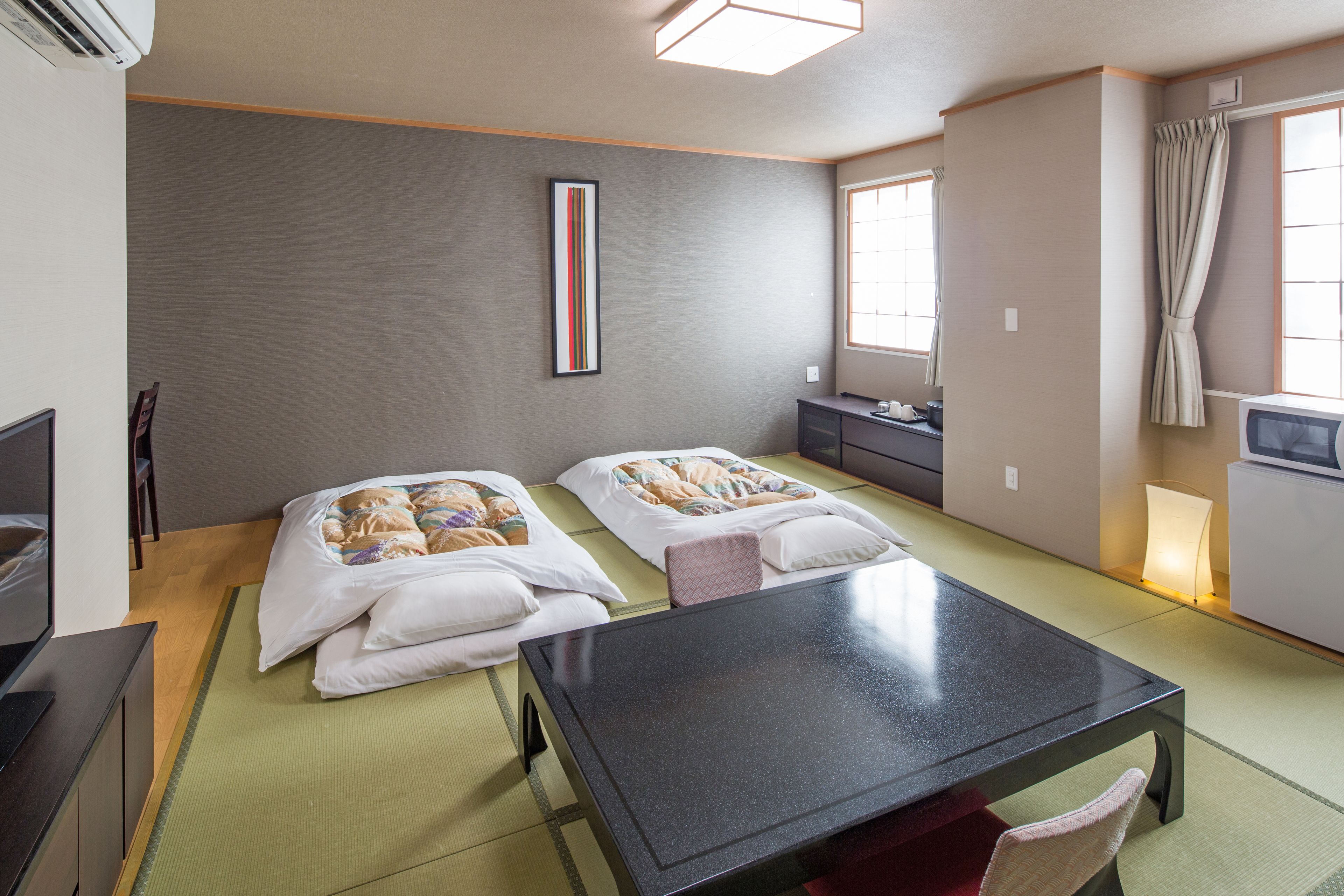 japanese style room, non smoking | in-room safe, desk, free wifi, bed sheets