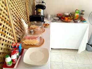 Buffet - Breezy House Jomtien (Pattaya)