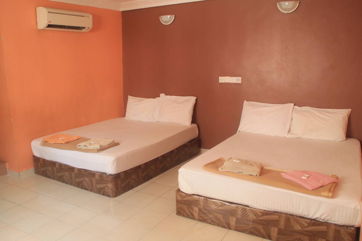 Deluxe Quadruple Room, Smoking
