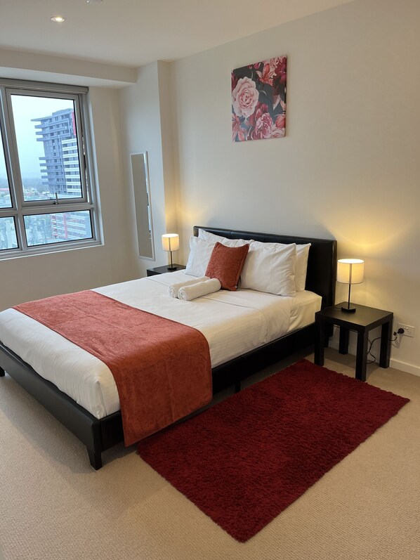 Apartment with a View (V813)