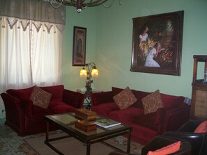 Khu tiếp khách ở sảnh