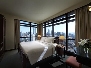 Family Double Room, 2 Bedrooms | Iron/ironing board, rollaway beds, free wired Internet - Real Point Suites at Times Square (Kuala Lumpur)