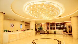 Ảnh chưa phân loại, 2 trong số 24 ảnh, nút