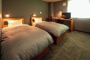 Eenvoudige kamer, niet-roken | Donsdekens, een kluis op de kamer, gratis wifi, beddengoed