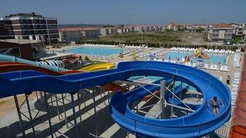 Toboggan aquatique