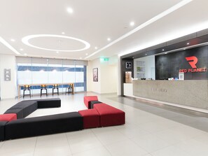 Lobby - Red Planet Manila Binondo (Manila)