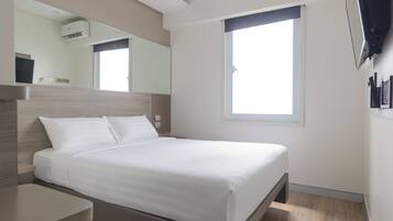 City Double Room | Premium bedding, in-room safe, desk, laptop workspace