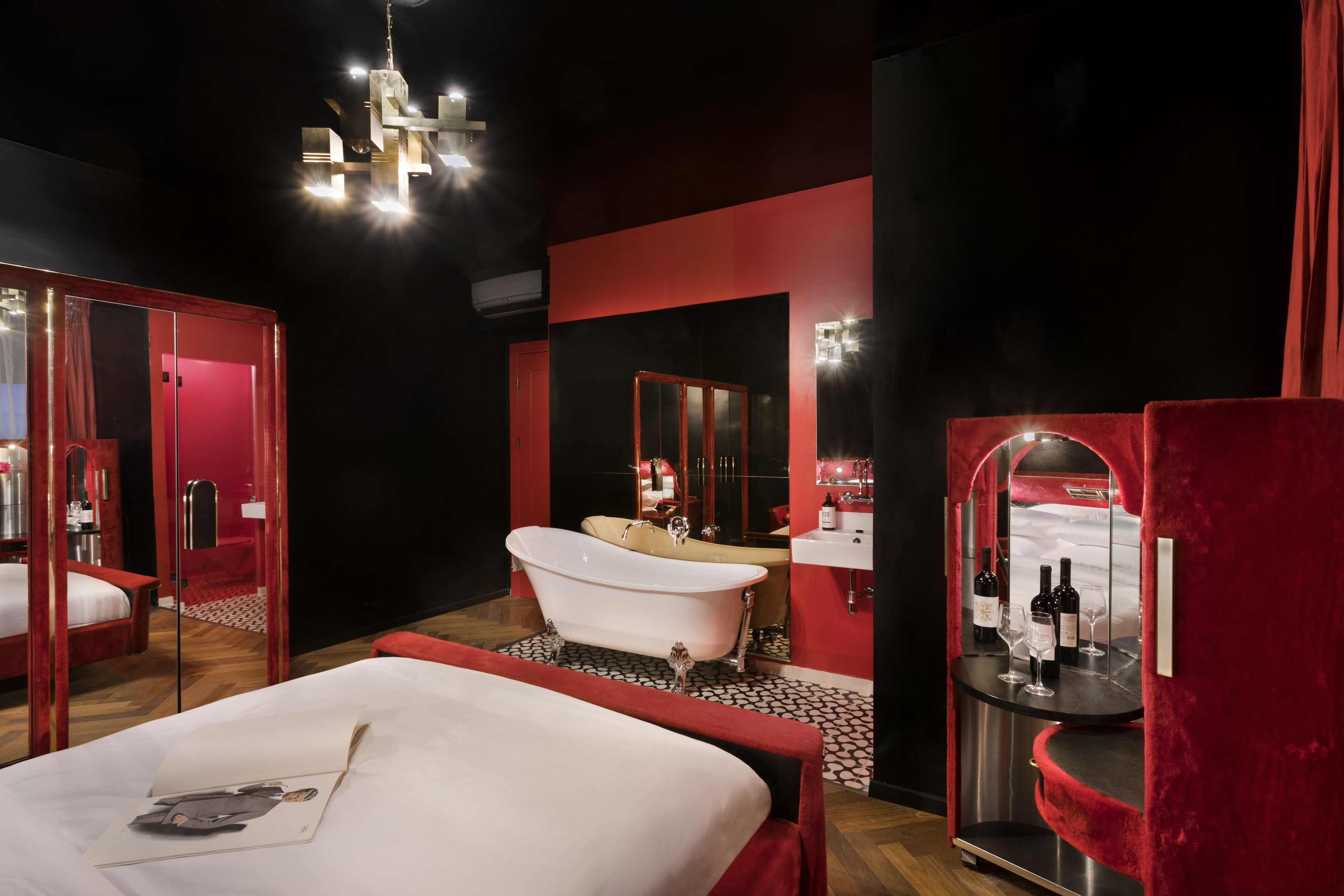 superior foxy room | room amenity