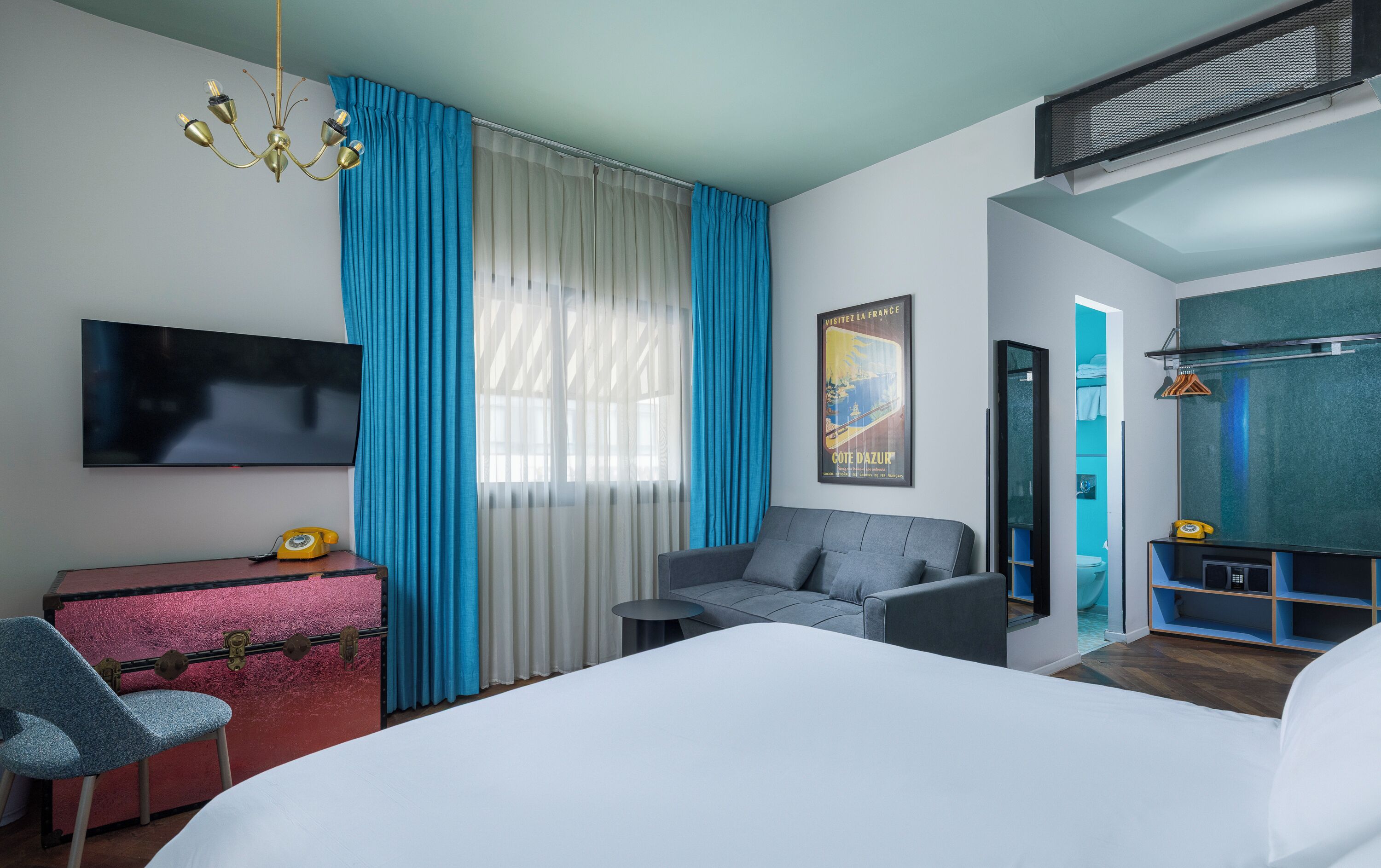 Photo - Scarlet Hotel