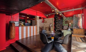 Reception - Scarlet Hotel (Tel Aviv)