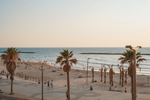 Beach nearby, beach towels