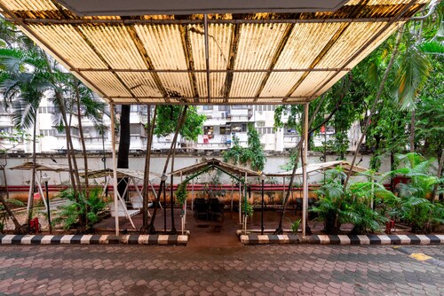 Hotel Balwas International